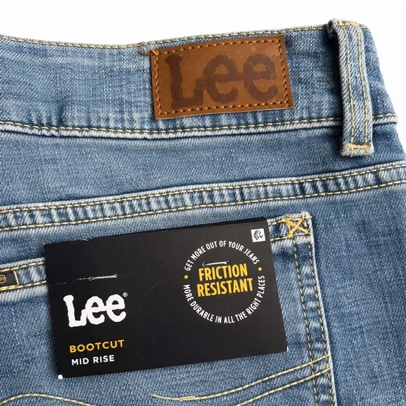 Lee Women's Plus Size Bootcut Jeans 16W Short Mid Rise Blue Denim - Picture 6 of 10